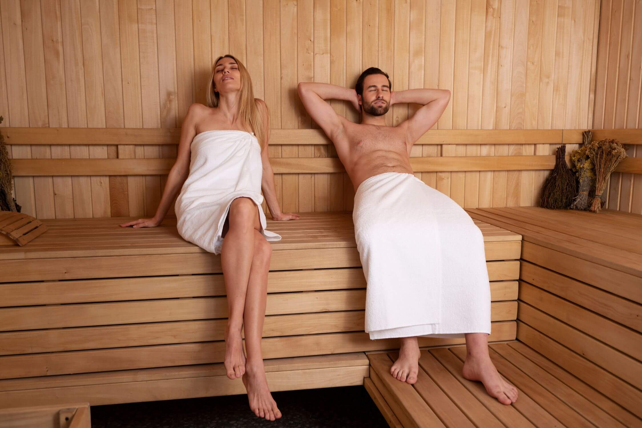 Kalorienverbrauch Sauna – So viele Kalorien verbrennst Du wirklich!