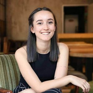 Laura-Merten-Profilbild-Fitminex-Blog