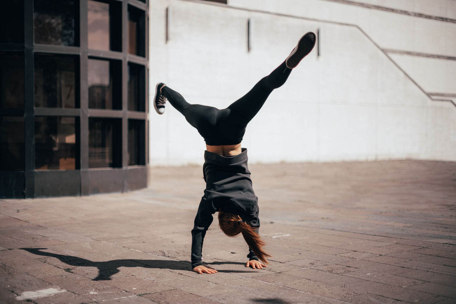 Handstand lernen – So schaffst Du es Schritt für Schritt